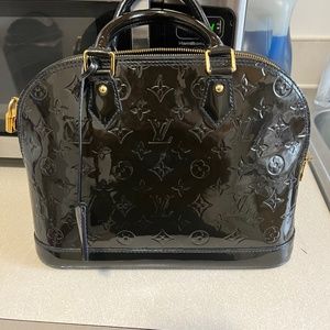 Louis Vuitton alma